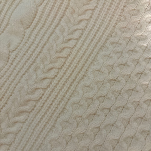 Banana Republic Chunky Mixed Cable Knit Ivory Sweater Size XL. NWT - Picture 8 of 8